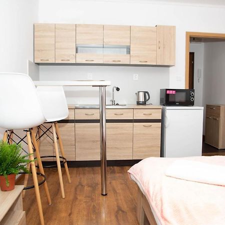 Cosy Studio In Nove Zamky Exterior photo
